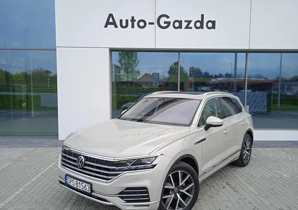 volkswagen touareg Volkswagen Touareg cena 289000 przebieg: 104890, rok produkcji 2021 z Wyszogród